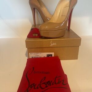 Christian Louboutin Bianca Nude 140 Patent Calf Leather Heels with Red Soles